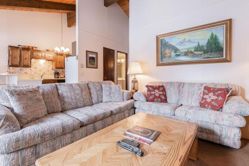 Chateau Blanc #13 Mammoth Lakes Bilik gambar